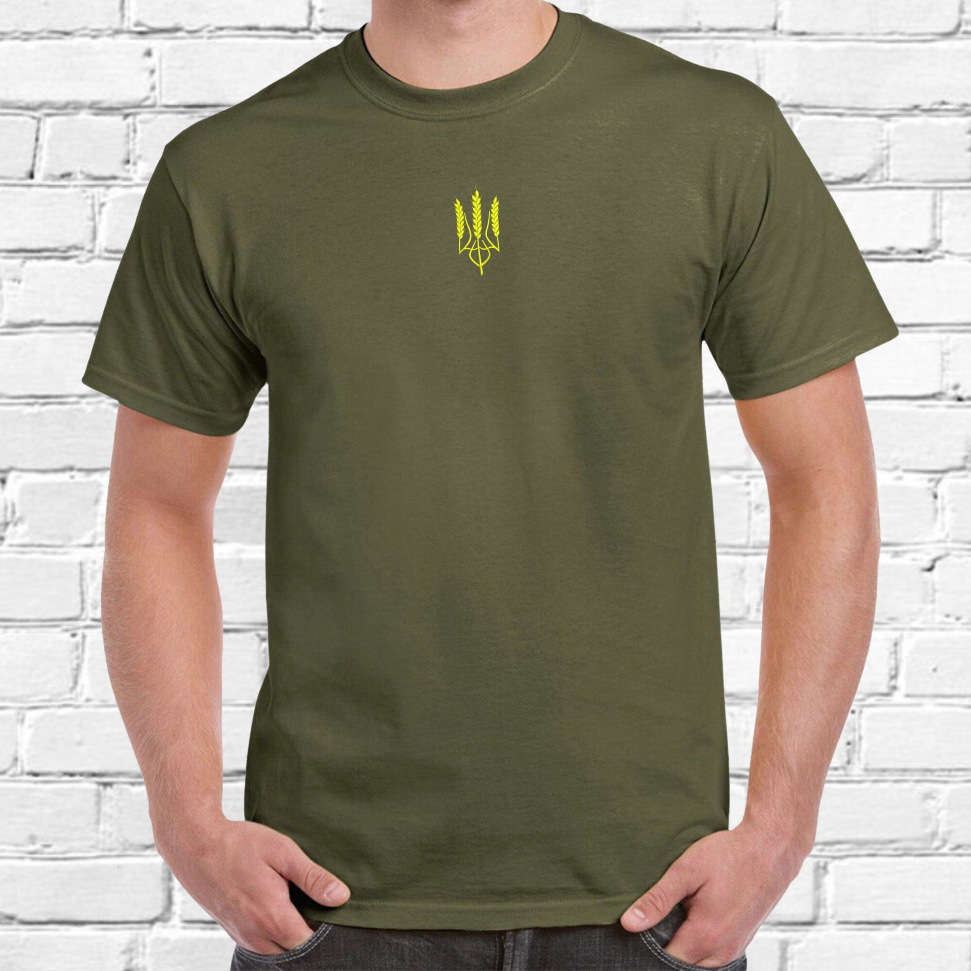 Без бренда Футболка з вишивкою тризуба 01-1