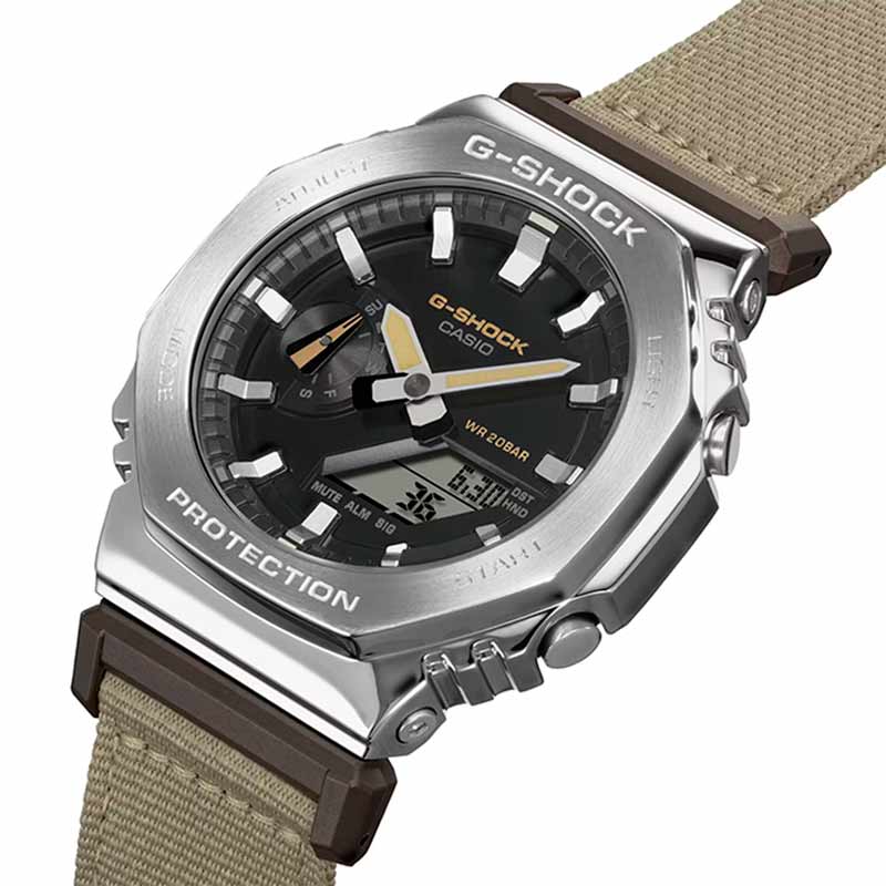 Casio GM-2100C-5AER