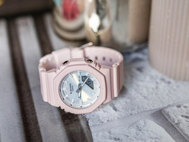 Casio GMA-P2100PC-4AER Casio GMA-P2100PC-4AER