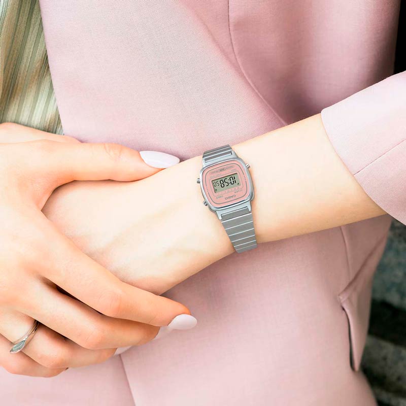 Casio LA670WEA-4A2EF Casio LA670WEA-4A2EF