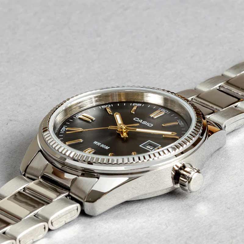 Casio LTP-1302D-1A2 Casio LTP-1302D-1A2