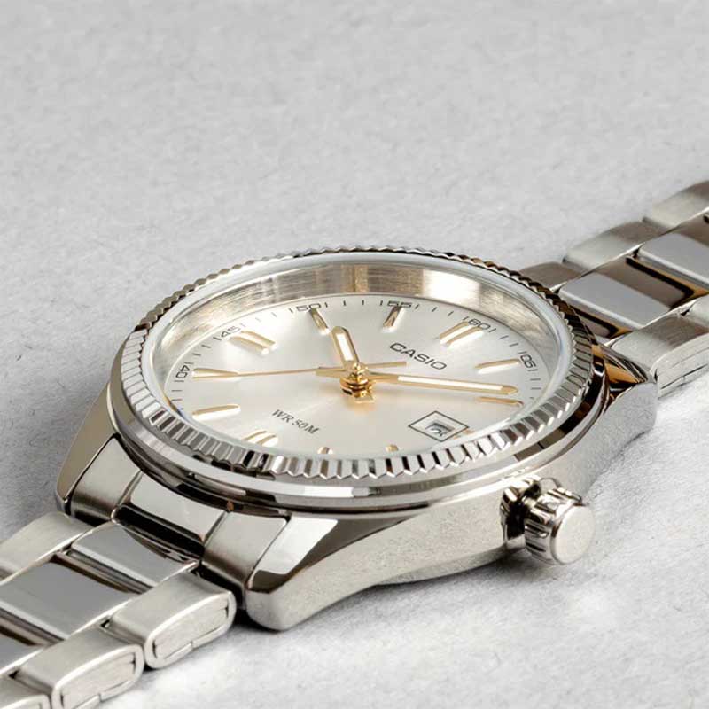 Casio LTP-1302D-7A2 Casio LTP-1302D-7A2