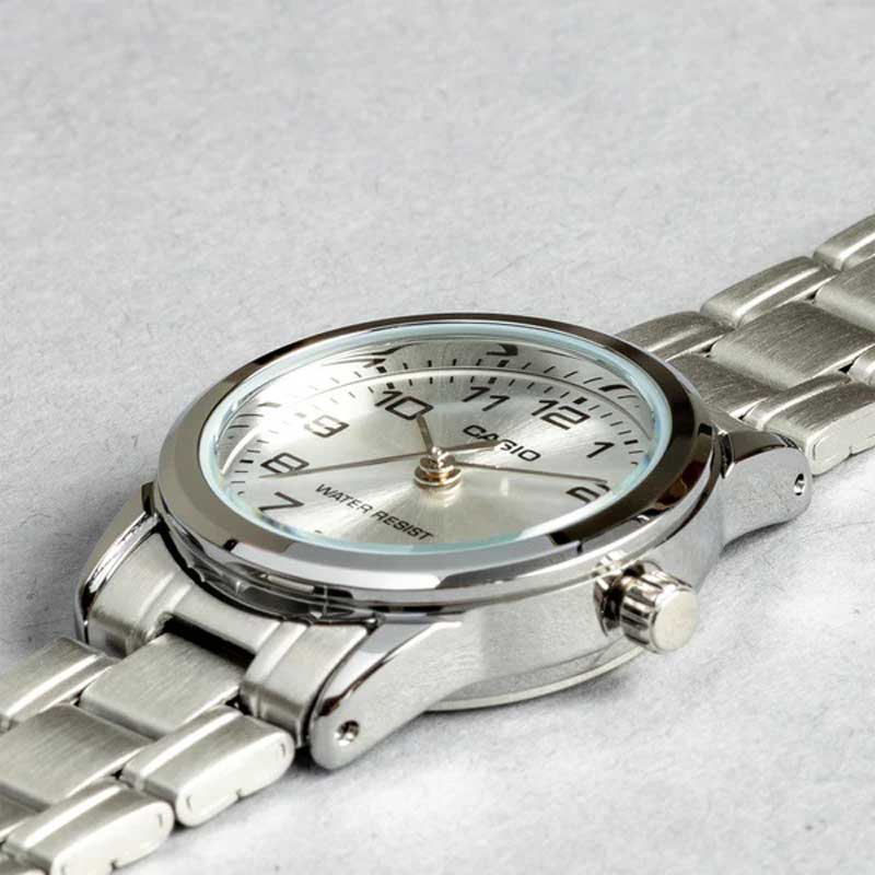 Casio LTP-V001D-7B Casio LTP-V001D-7B