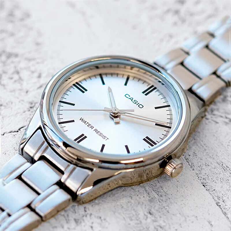 Casio LTP-V005D-7A Casio LTP-V005D-7A