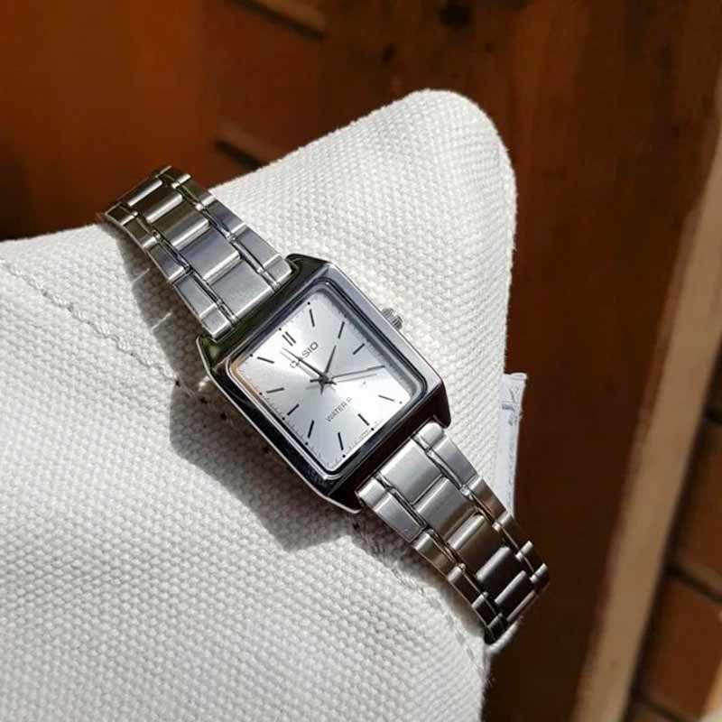 Casio LTP-V007D-7E Casio LTP-V007D-7E
