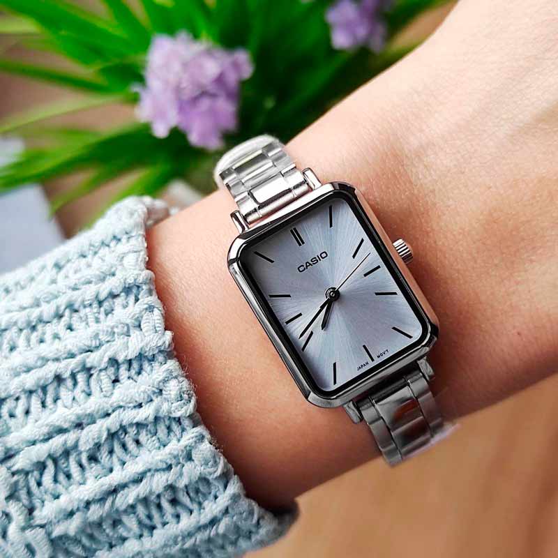 Casio LTP-V009D-2E Casio LTP-V009D-2E