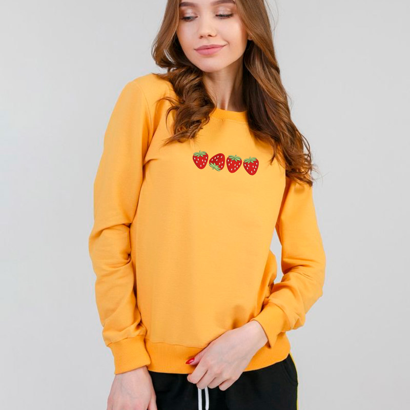 Без бренда Світшот легкий з вишивкою полуниця 02-5